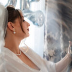 fotograf nuntă portret mireasă pregătiri